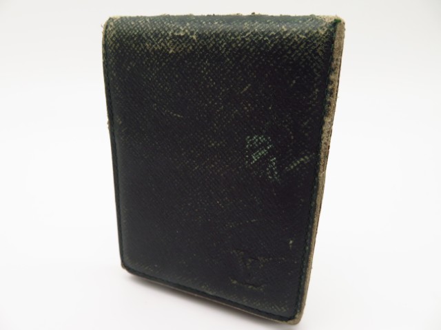 ルイヴィトン　カードケース